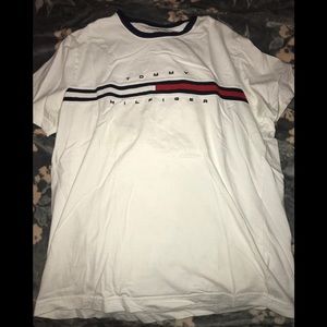 Tommy Hilfiger logo tee